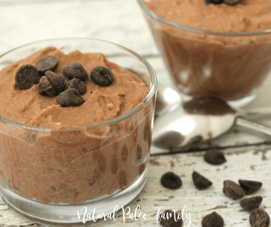 paleo chocolate banana pudding in small glass bowls with chocolate chips on top