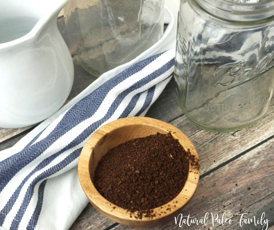 ground coffee in a wood bowl