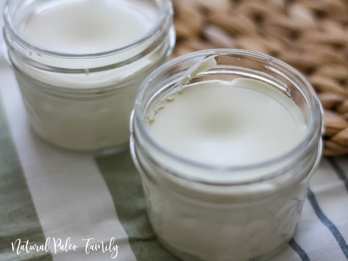 two jars of DIY easy natural sunscreen
